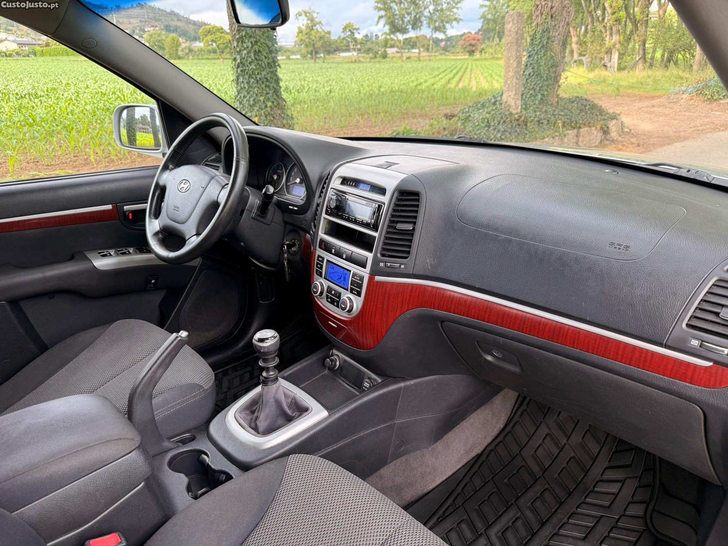Hyundai Santa Fé 2.2 CRDi 7Wagon Comfort — fotografia 13