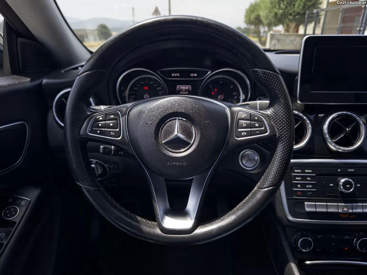 Mercedes-Benz CLA 180 D shooting brake urban aut. — fotografia 8