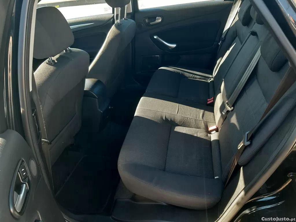 Ford KA 1.8 tdci titanium econetic — fotografia 6
