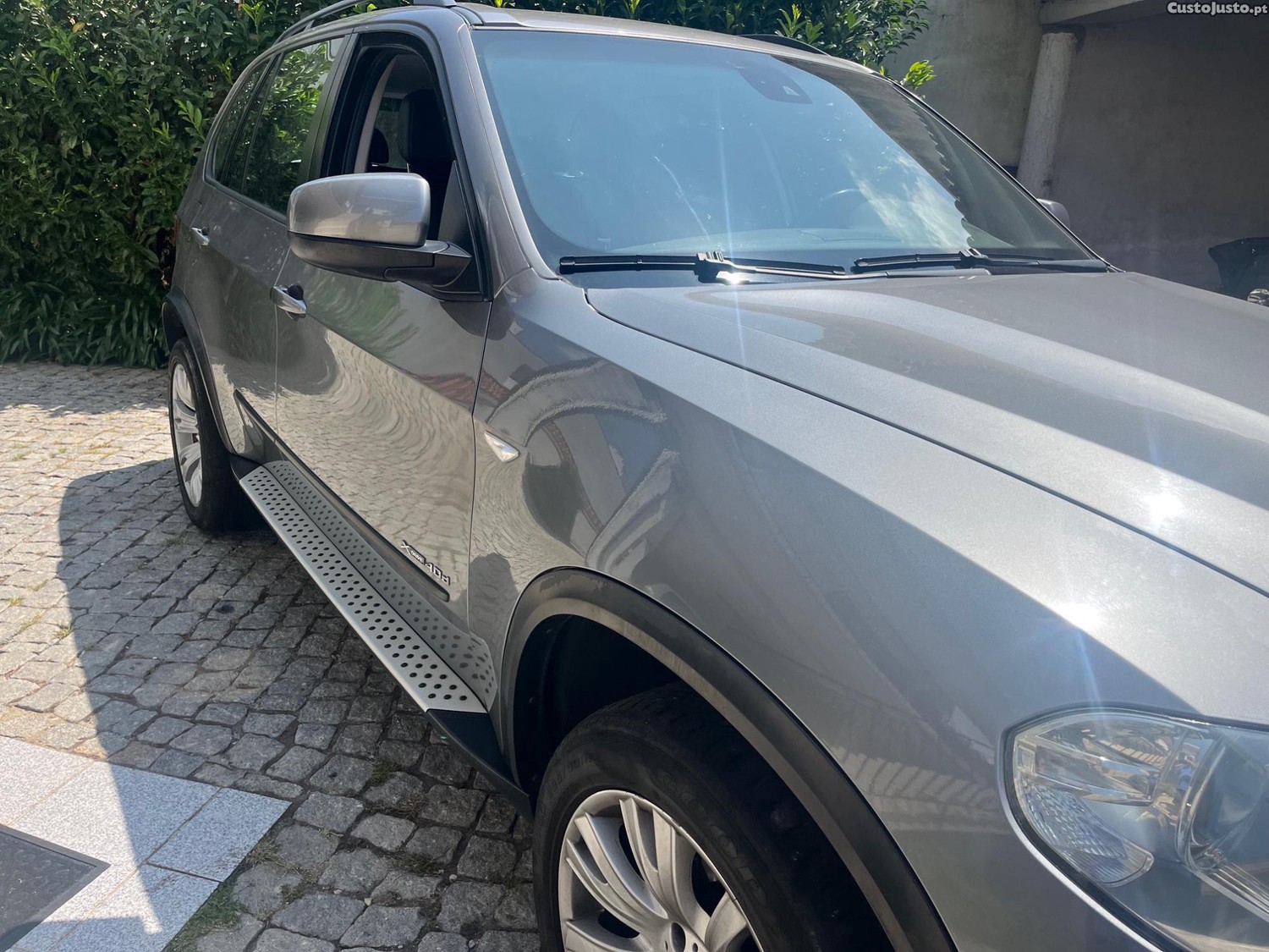 BMW X5 xDrive40d — fotografia 11