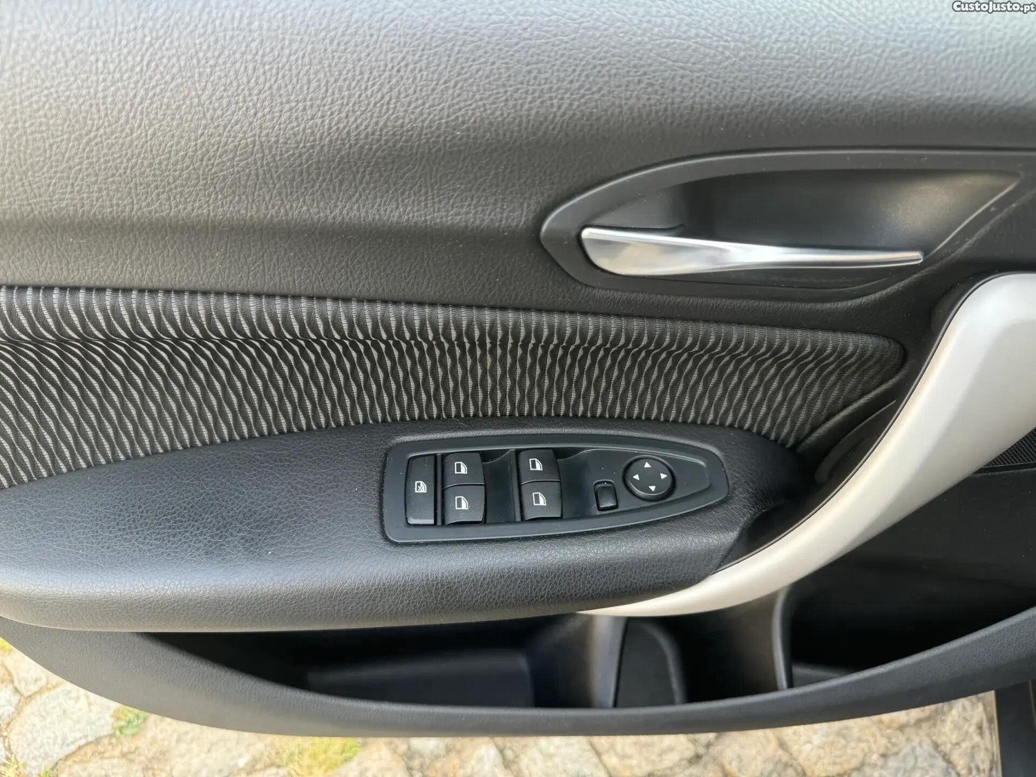 BMW 116 d EfficientDynamics — fotografia 9