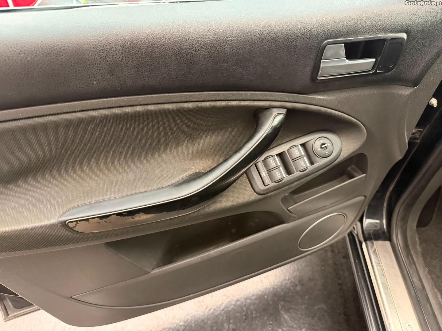 Ford C-Max 1.6 TDCI 5L — fotografia 7