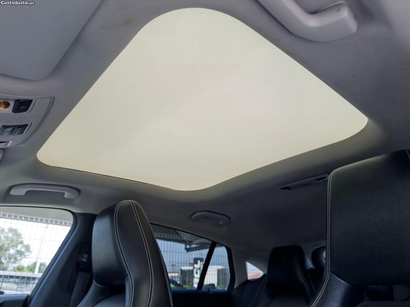 Mercedes-Benz CLA 180 D shooting brake urban aut. — fotografia 14