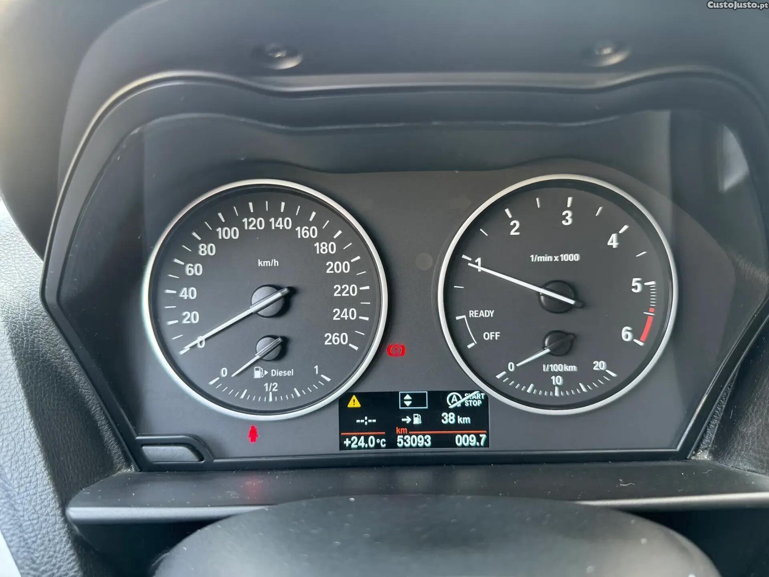 BMW 116 d EfficientDynamics — fotografia 17
