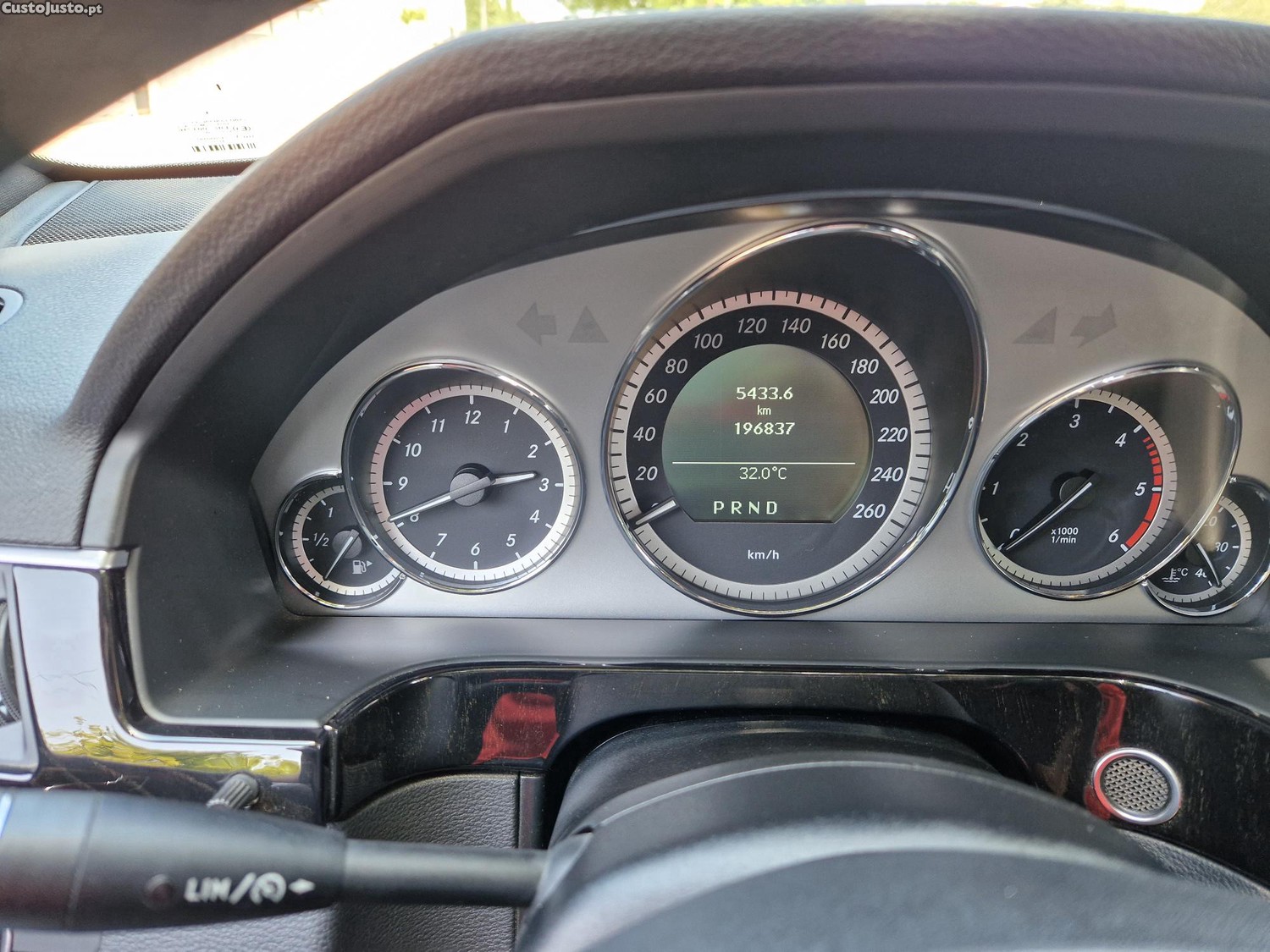 Mercedes-Benz E 250 CDI 4Matic — fotografia 6
