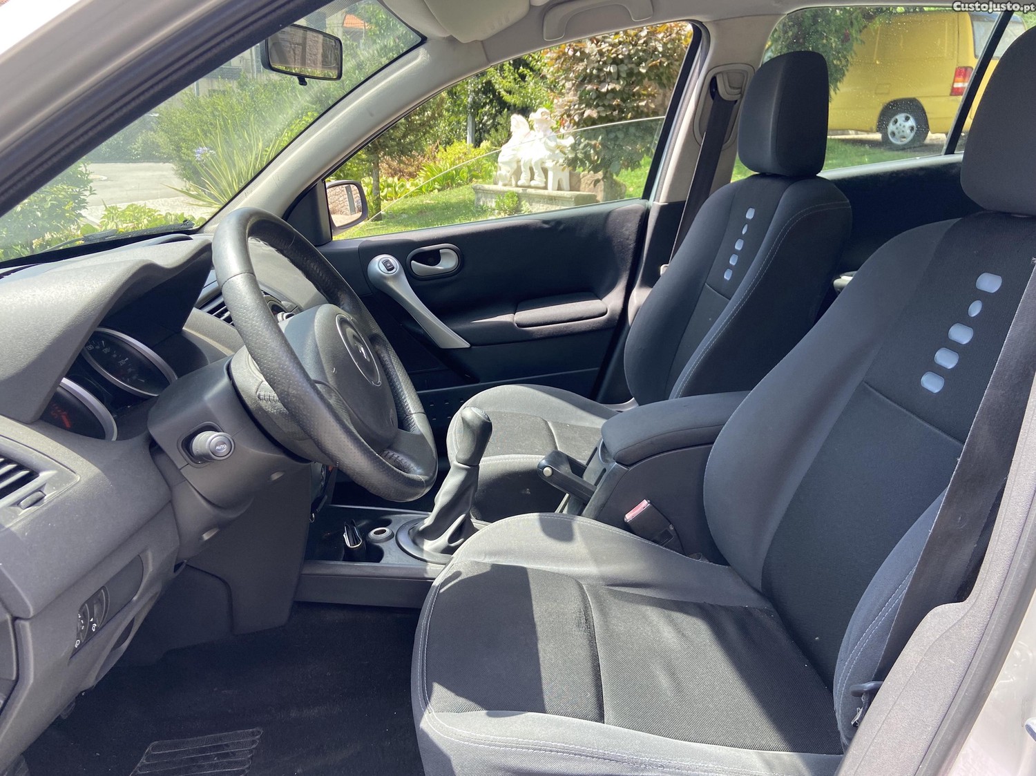 Renault Mégane 1.5 DCI — fotografia 6