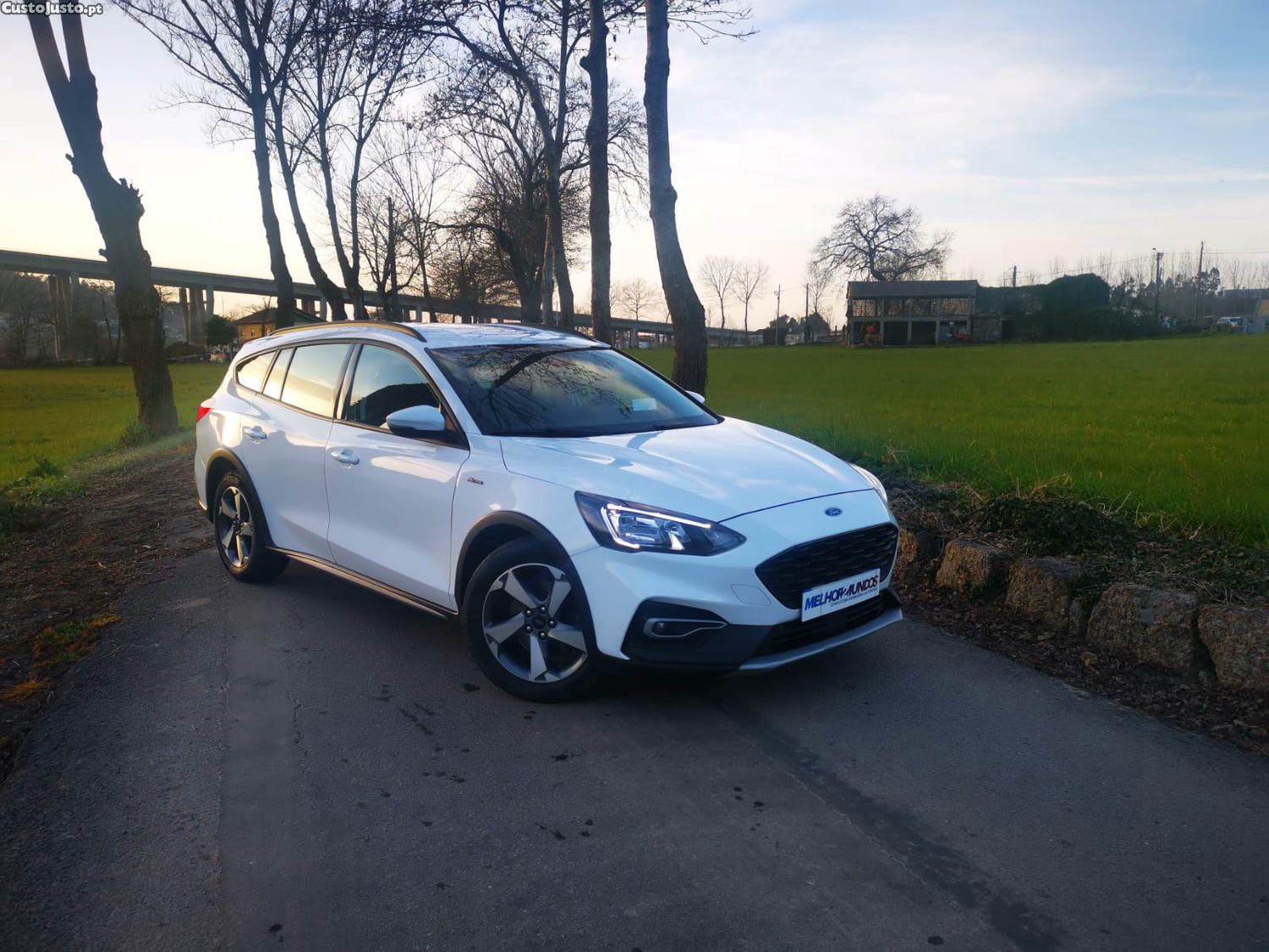 Ford Focus SW 1.5 TDCi EcoBlue ST-Line — fotografia 13