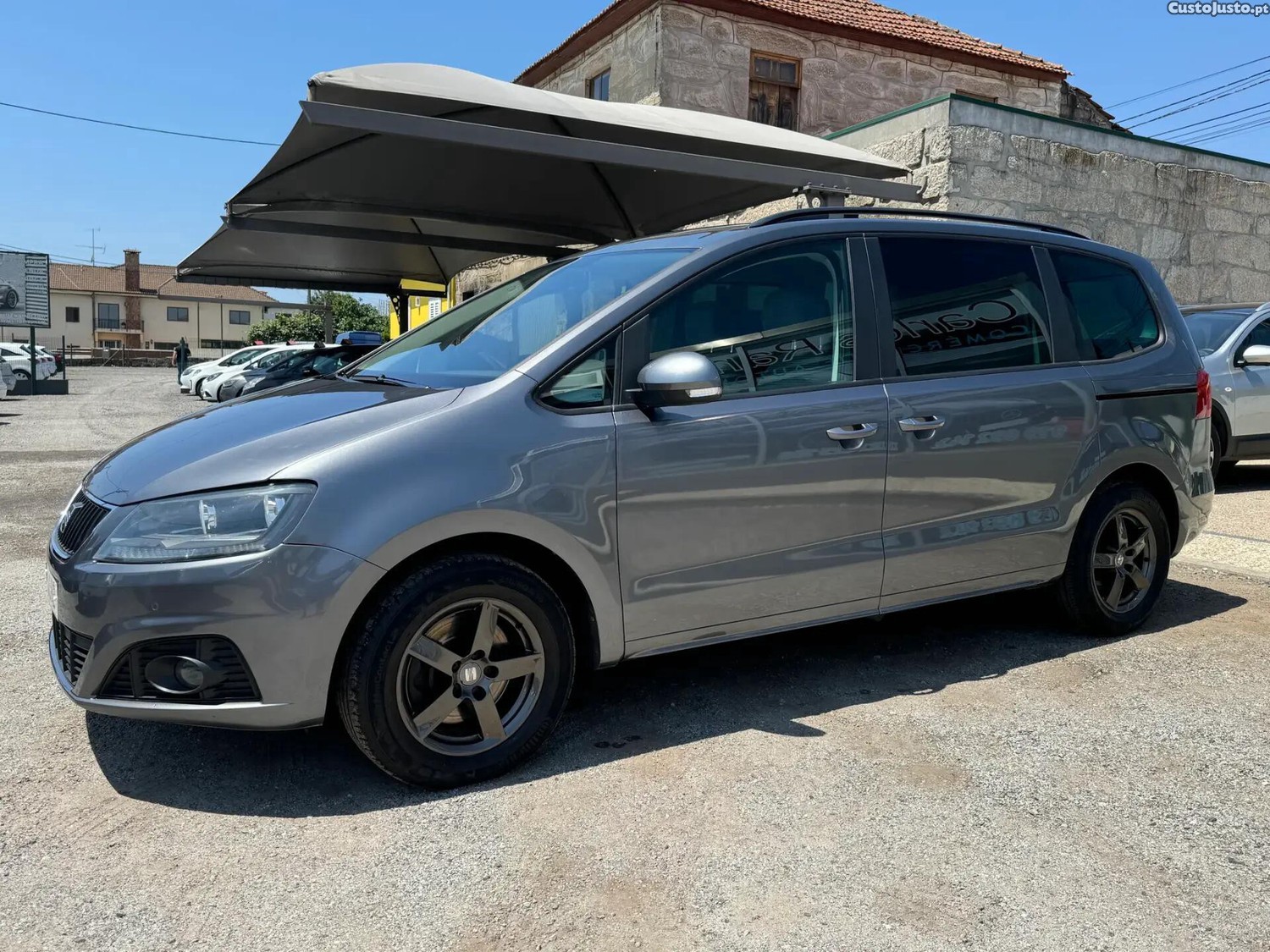 SEAT Alhambra 2.0 TDi Reference Eco. — fotografia 28