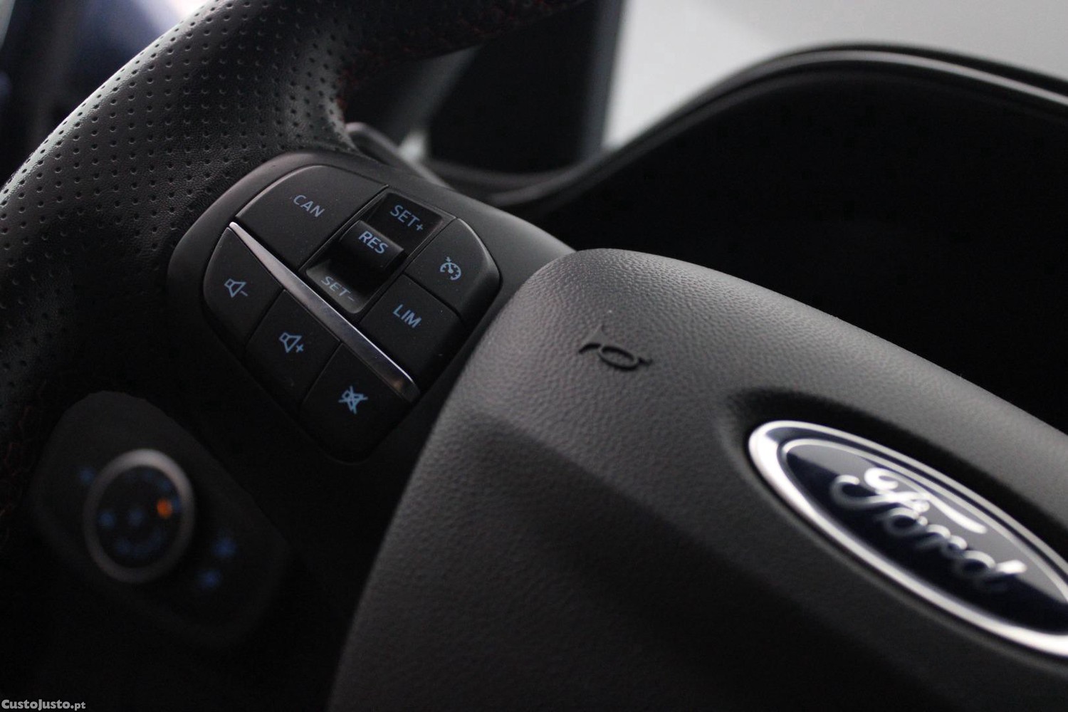 Ford Fiesta 1.0 ECOBOOST ST LINE — fotografia 25