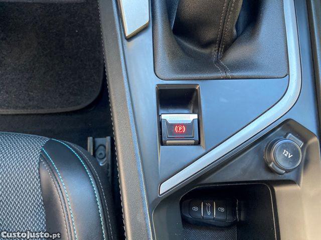 Peugeot 308 1.2 PureTech Allure — fotografia 4