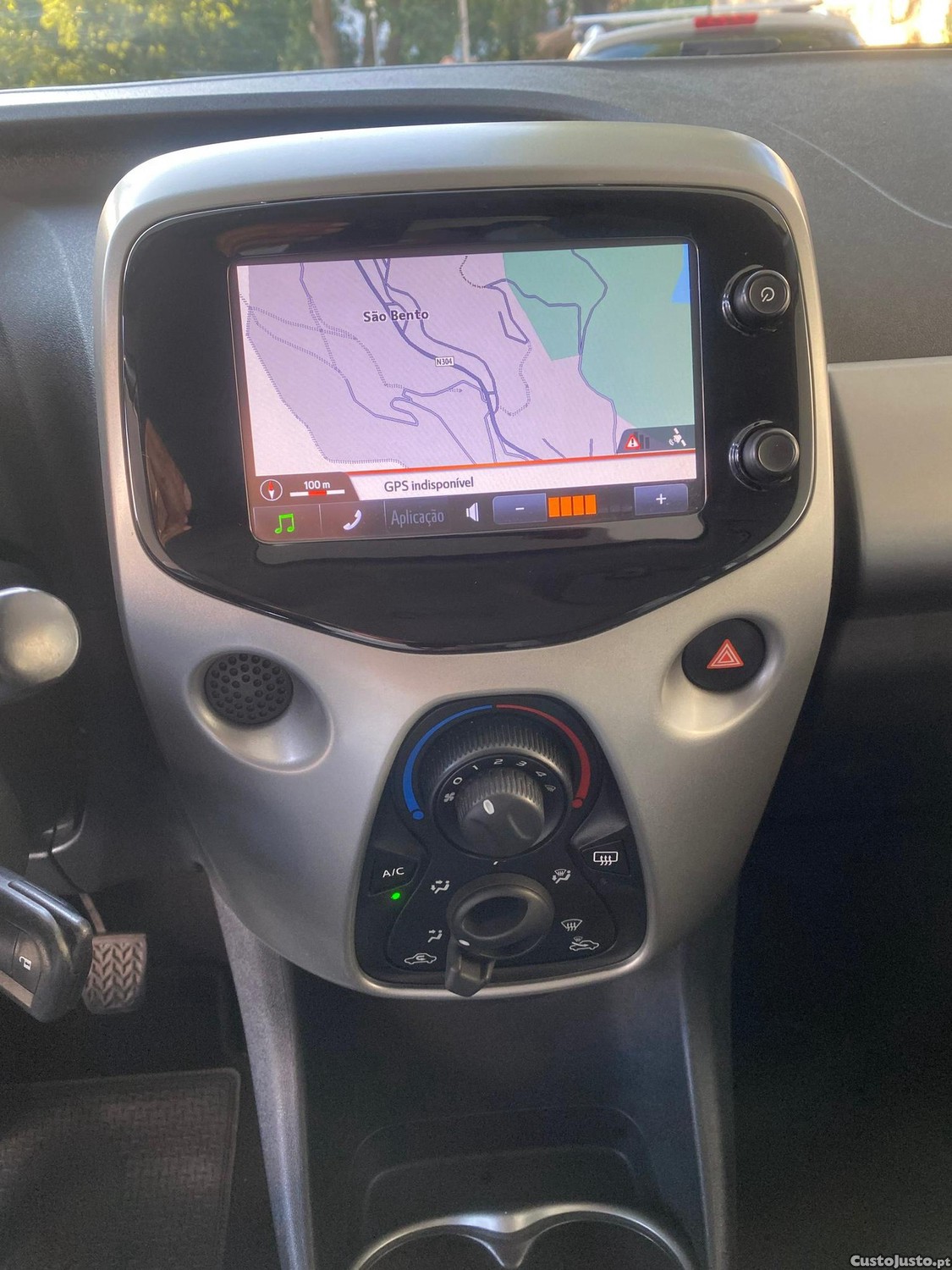 Toyota Aygo 1.0 X-Clusiv — fotografia 3