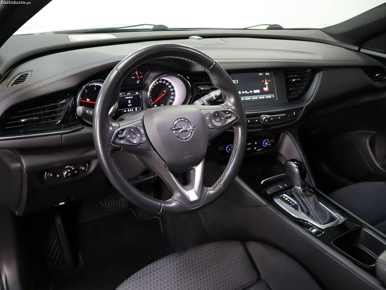 Opel Insignia 1.5 D Business Edition Aut. - 22 — photo 5