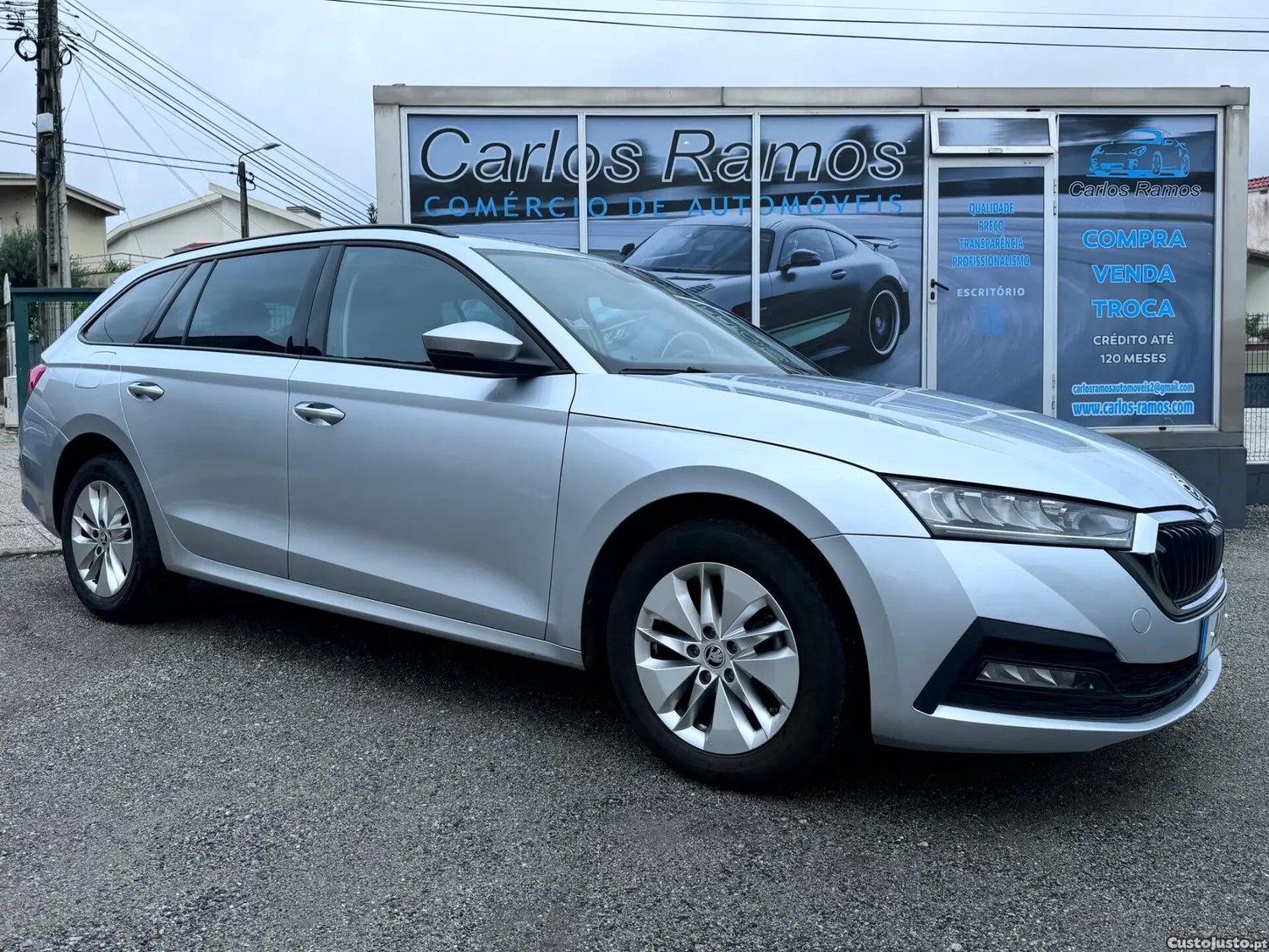 Skoda Octavia 2.0 TDI Ambition DSG — fotografia 25