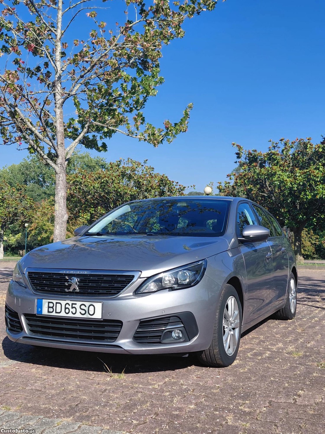 Peugeot 308 W II 1.5HDI 130cv - Automática 8 velocidades — fotografia 5