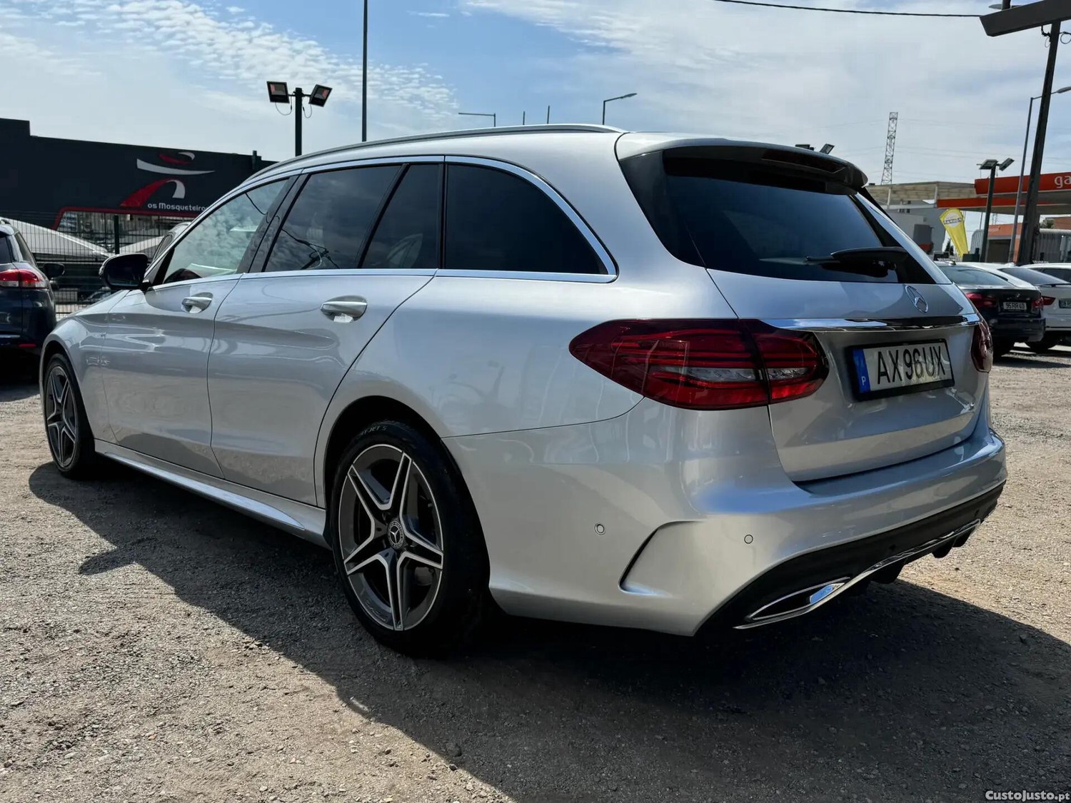Mercedes-Benz C 200 d AMG Line Aut. — fotografia 15