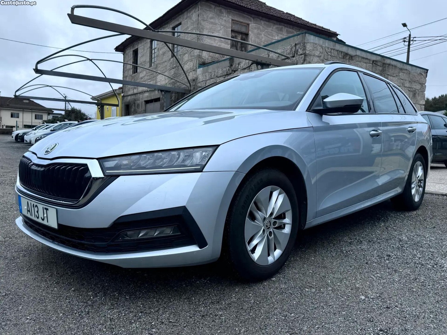 Skoda Octavia 2.0 TDI Ambition DSG — fotografia 29
