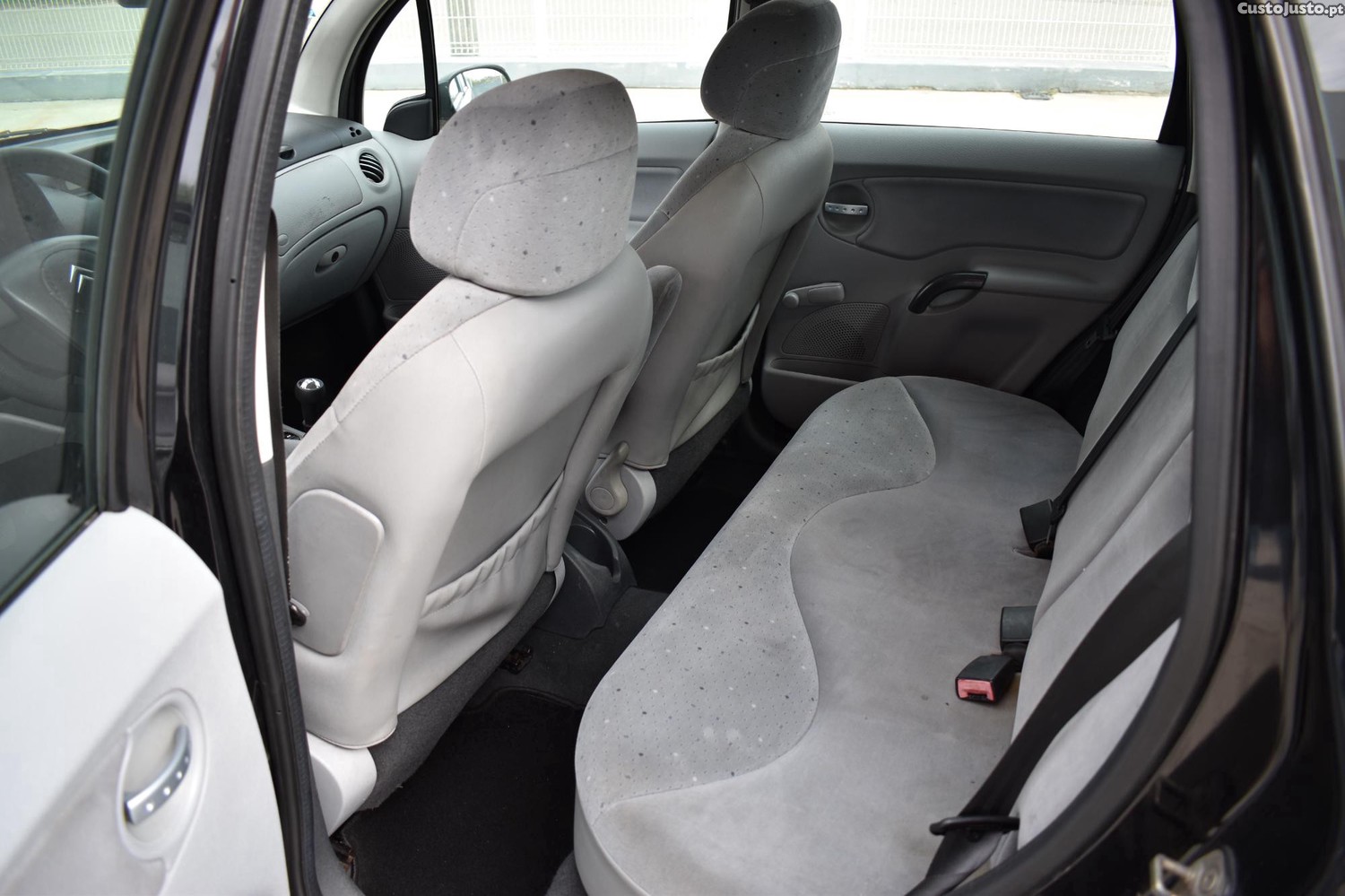 Citroën C3 (F*Hfx*) — fotografia 2