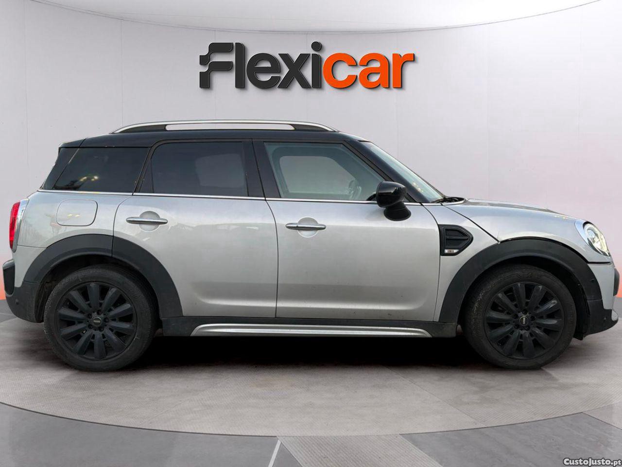 MINI Countryman Cooper D Auto — fotografia 14