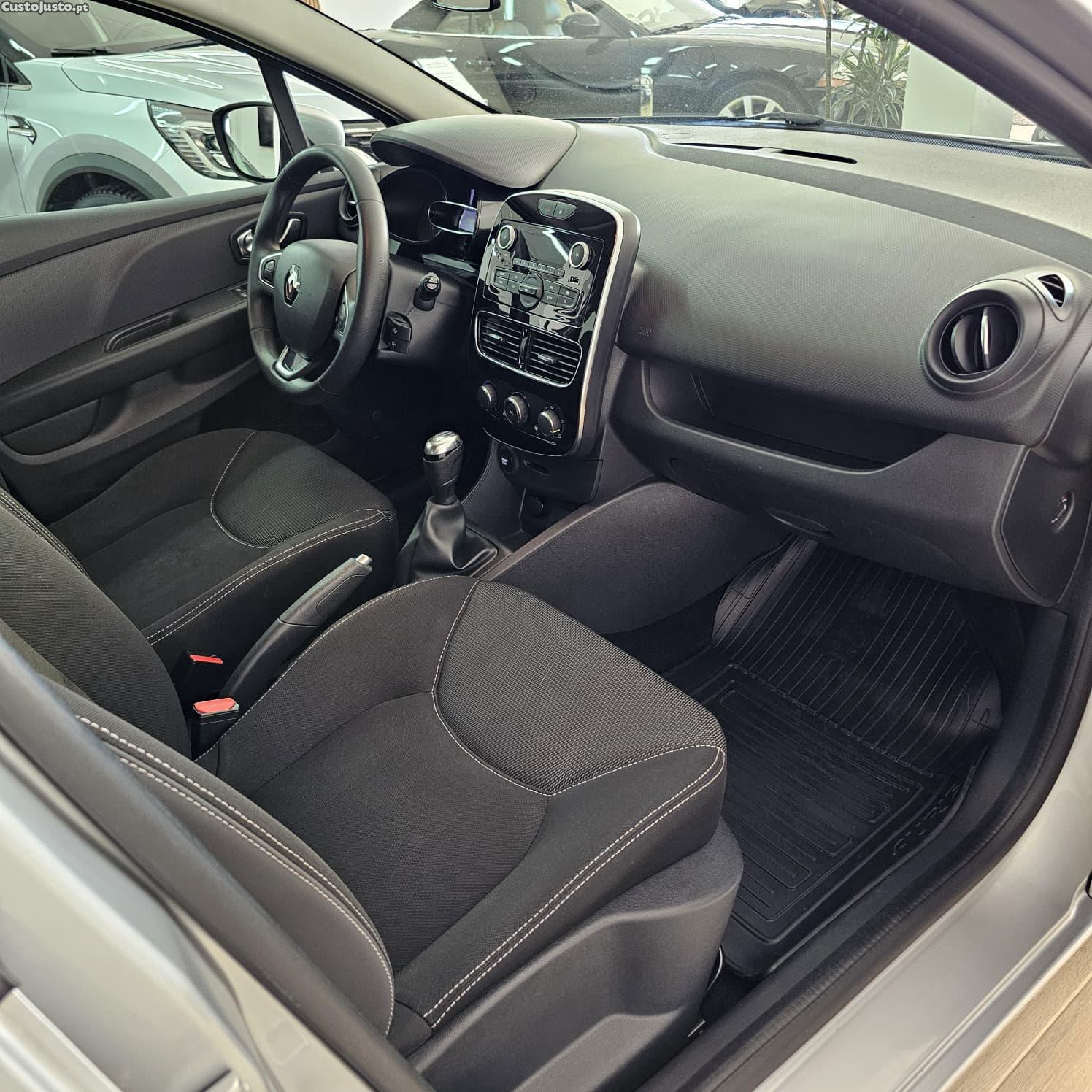 Renault Clio DIESEL-ACEITO TROCA — fotografia 4