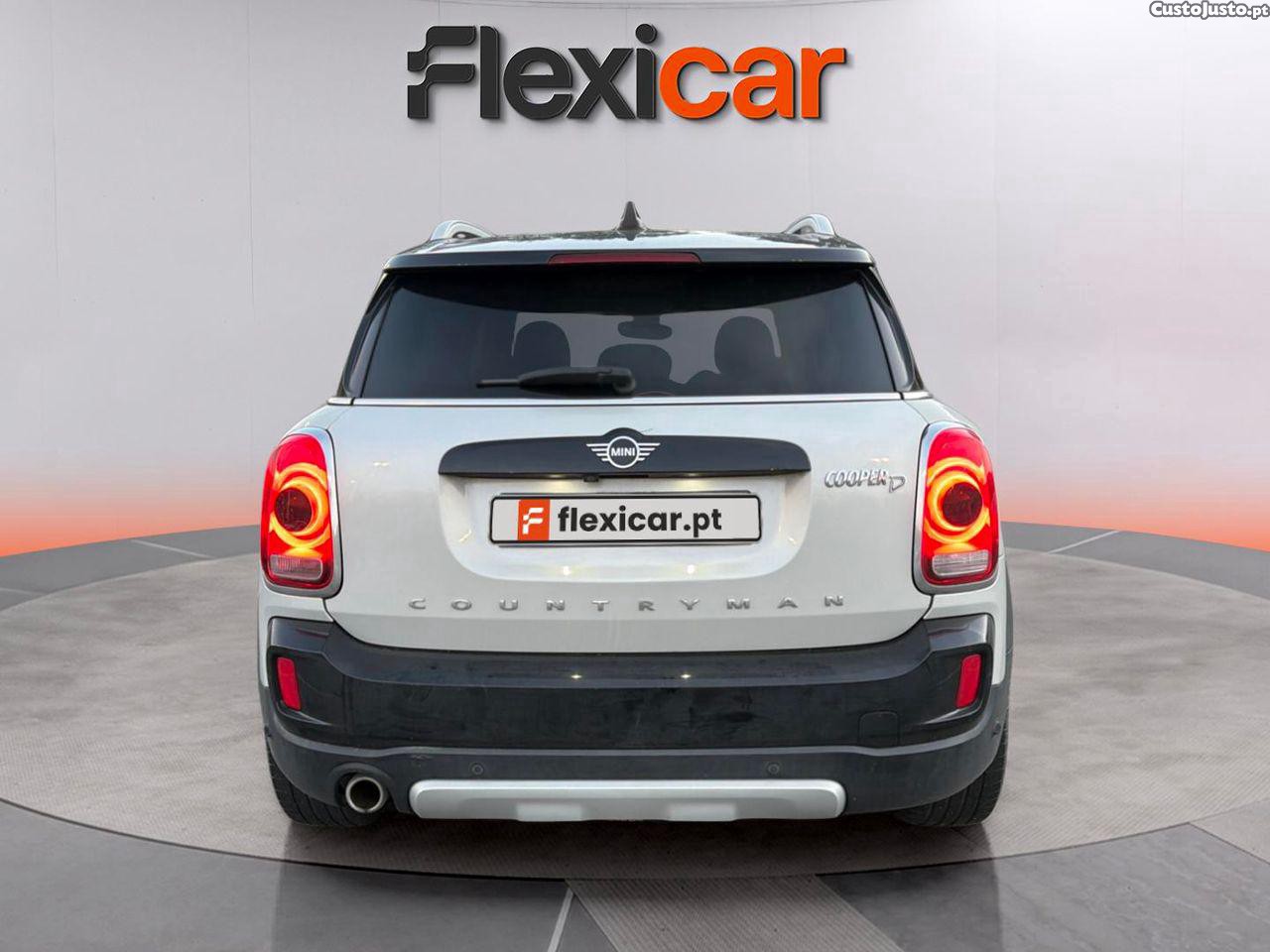 MINI Countryman Cooper D Auto — fotografia 11