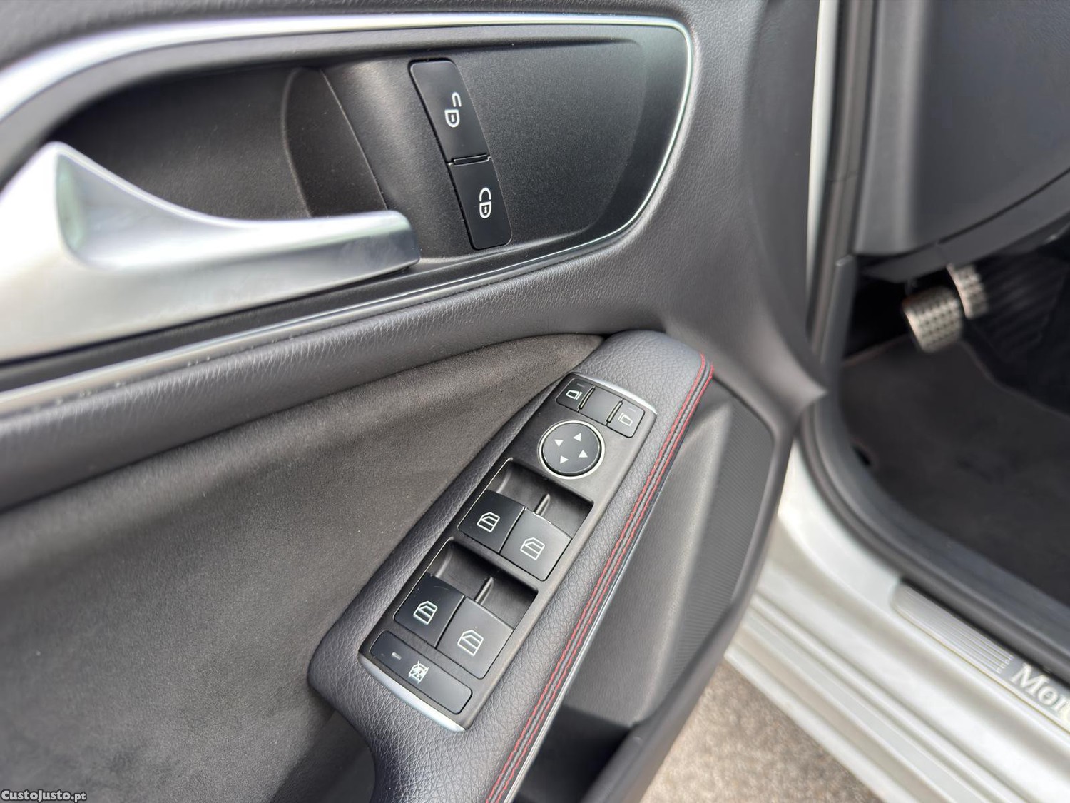 Mercedes-Benz CLA 180 d AMG Line Aut. — fotografia 8