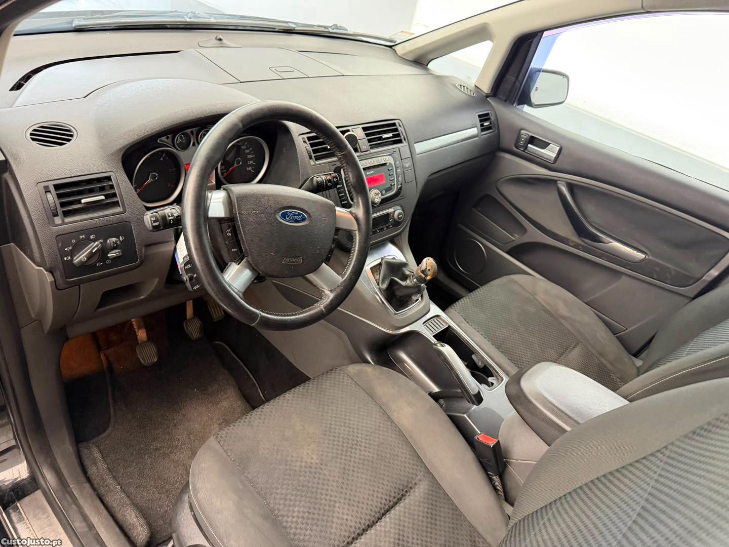 Ford C-Max 1.6 TDCI 5L — fotografia 6