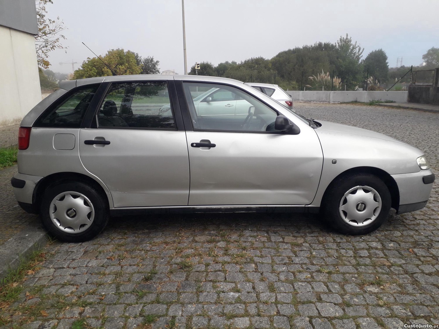 Seat Ibiza MPI C/ Direção Assistida — photo 5