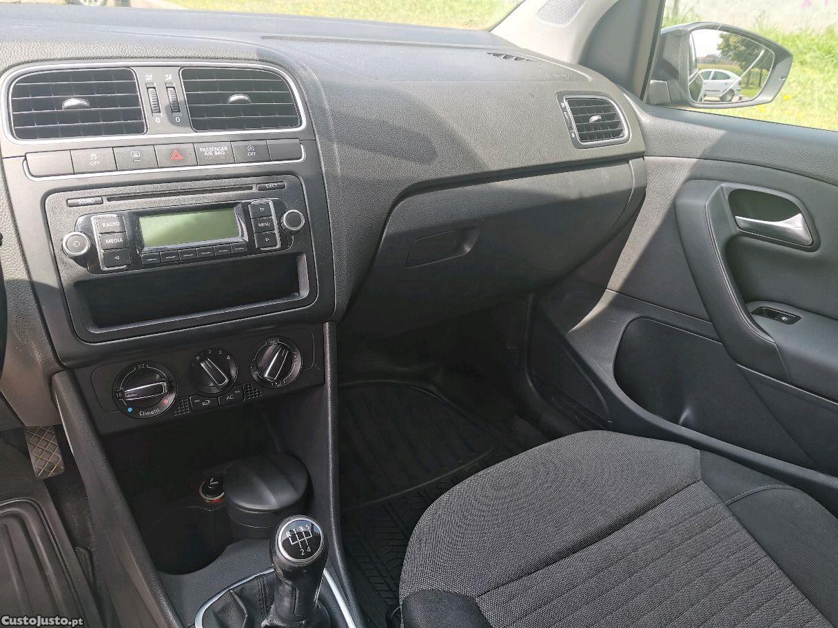 Volkswagen Polo 1.6 TDI — fotografia 8