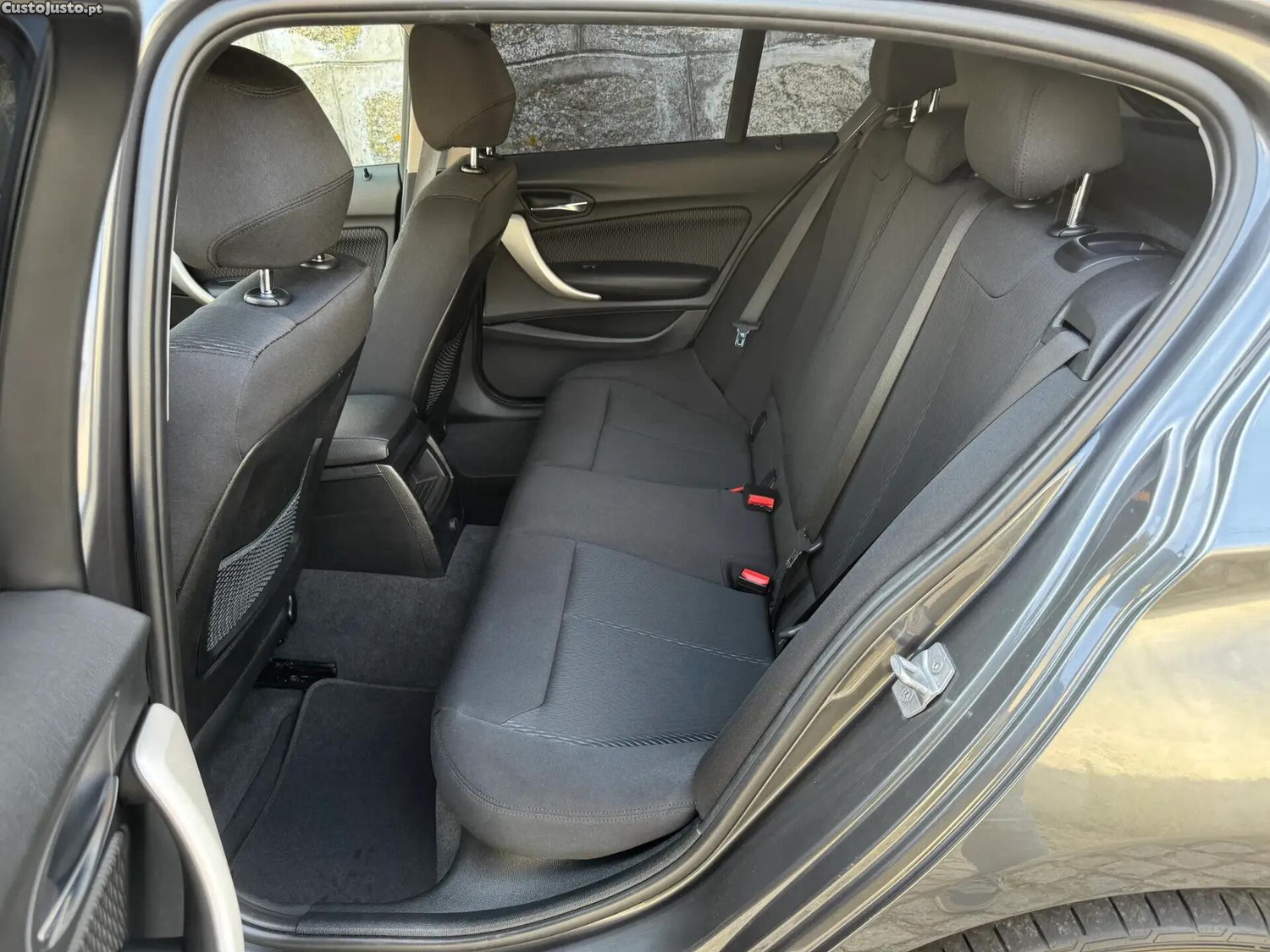 BMW 116 d EfficientDynamics — fotografia 11