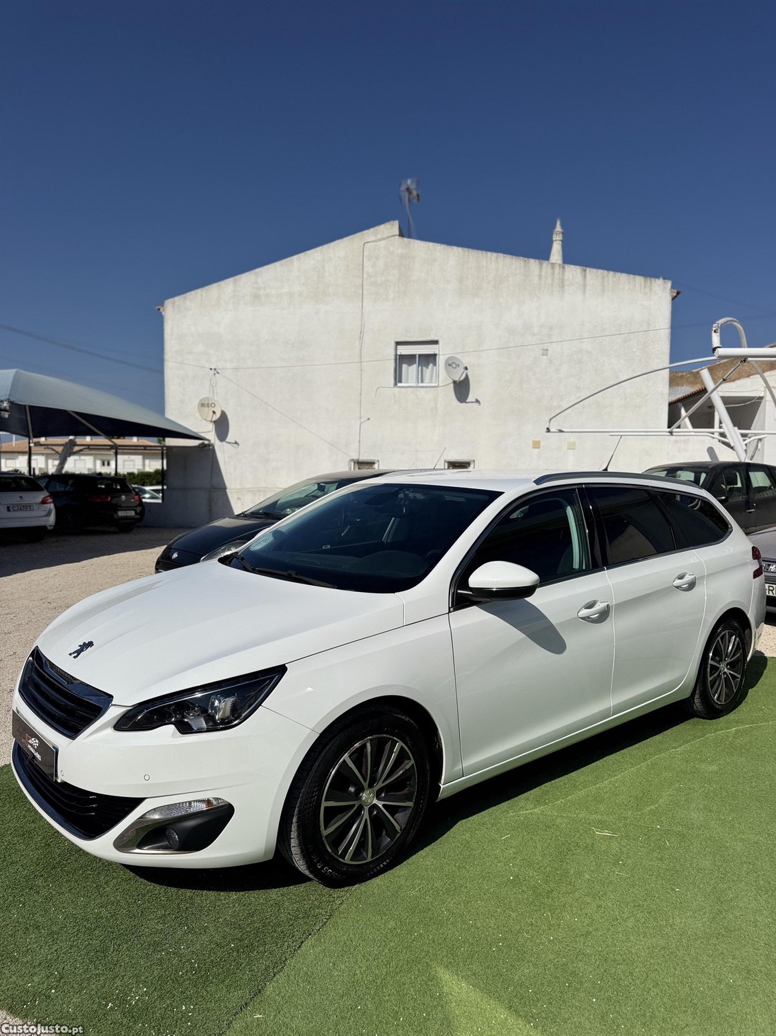 Peugeot 308 Allure THP 1.2 130CV — fotografia 2