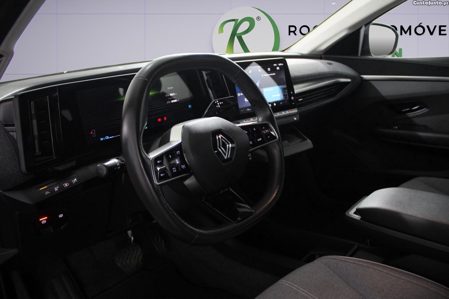 Renault Mégane E-Tech EV40 Equilibre — fotografia 9