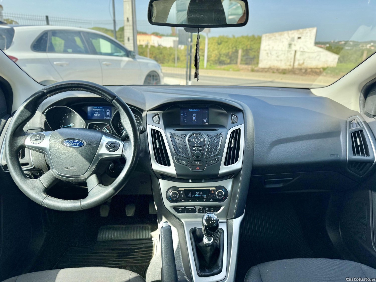 Ford Focus EcoboostSYNC Edition — fotografia 6