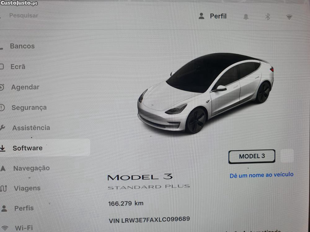 Tesla Model 3 Standard Range Plus — fotografia 6