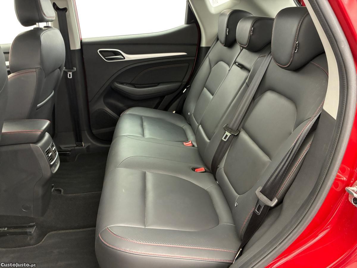 MG ZS 72.6 kWh Luxury — fotografia 5