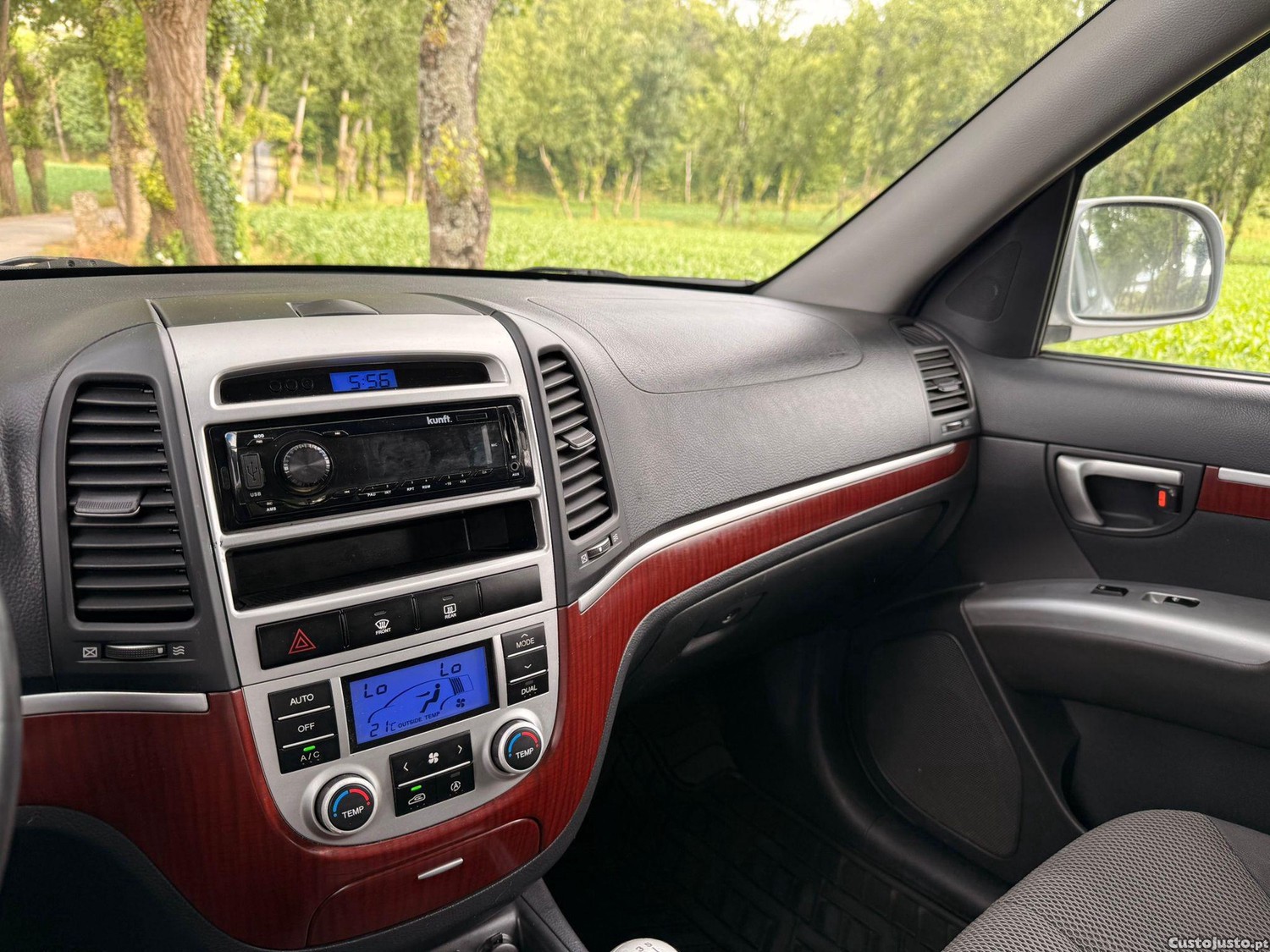 Hyundai Santa Fé 2.2 CRDi 7Wagon Comfort — fotografia 7