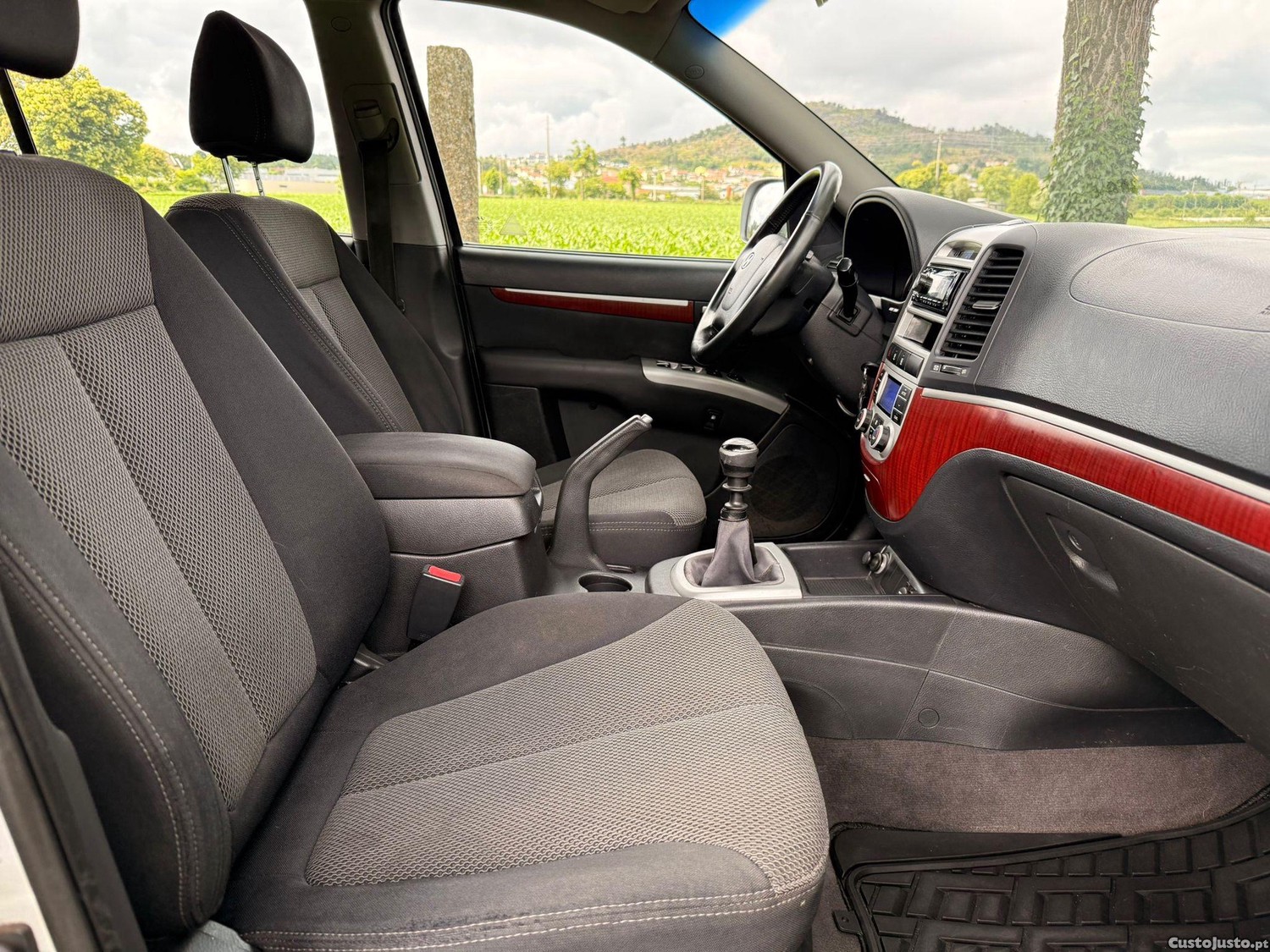 Hyundai Santa Fé 2.2 CRDi 7Wagon Comfort — fotografia 14