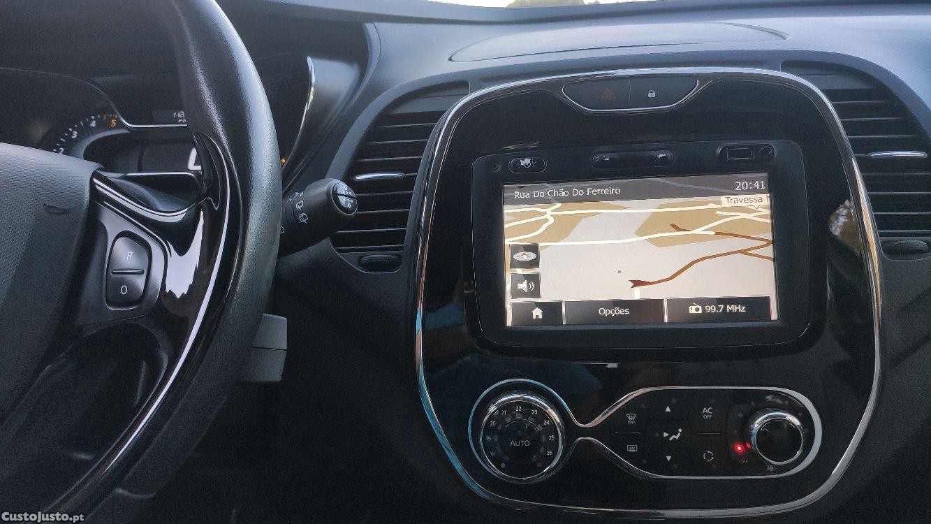 Renault Captur 1.5dci — fotografia 4