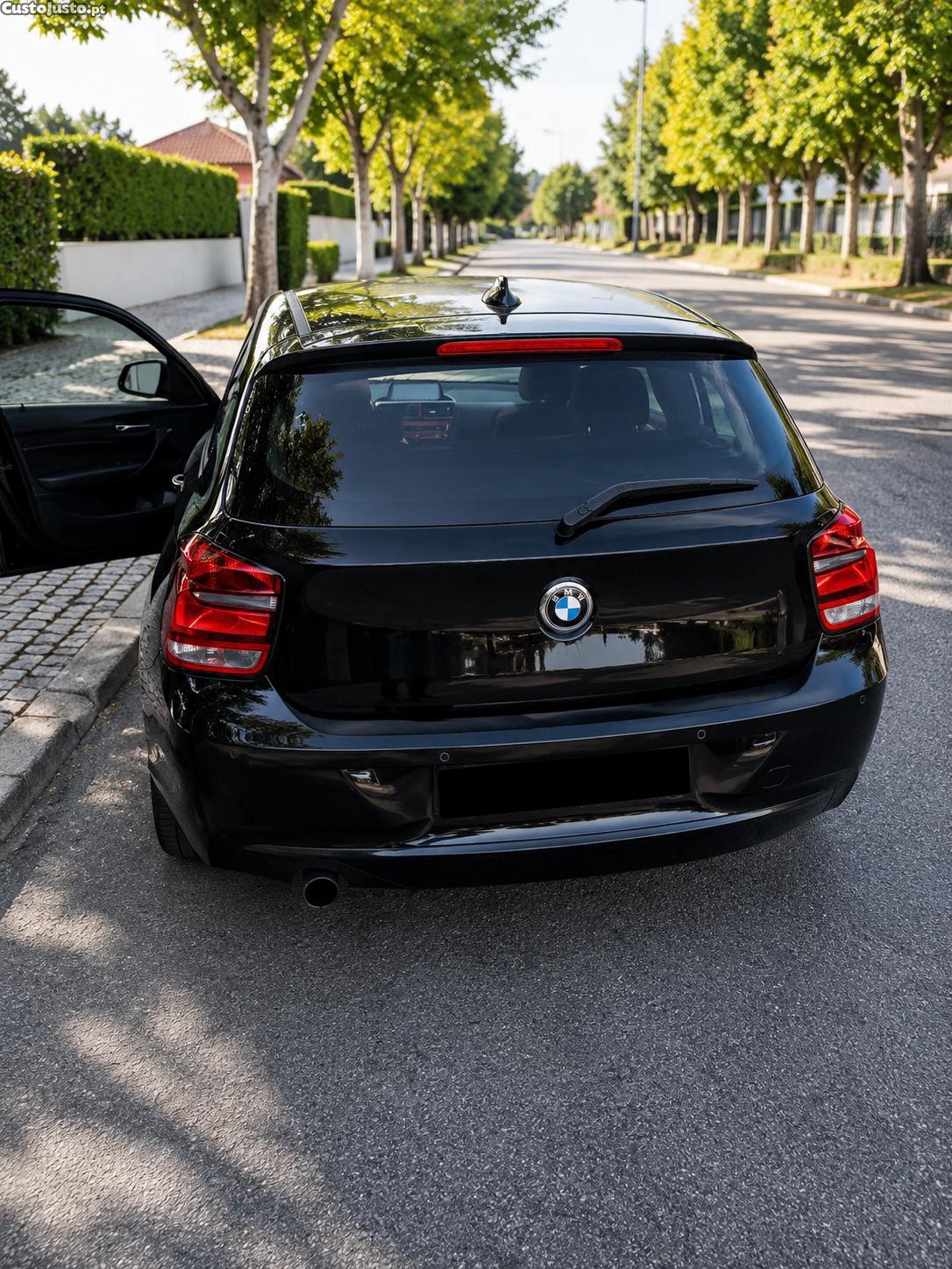 BMW 114 D SPORT — fotografia 2