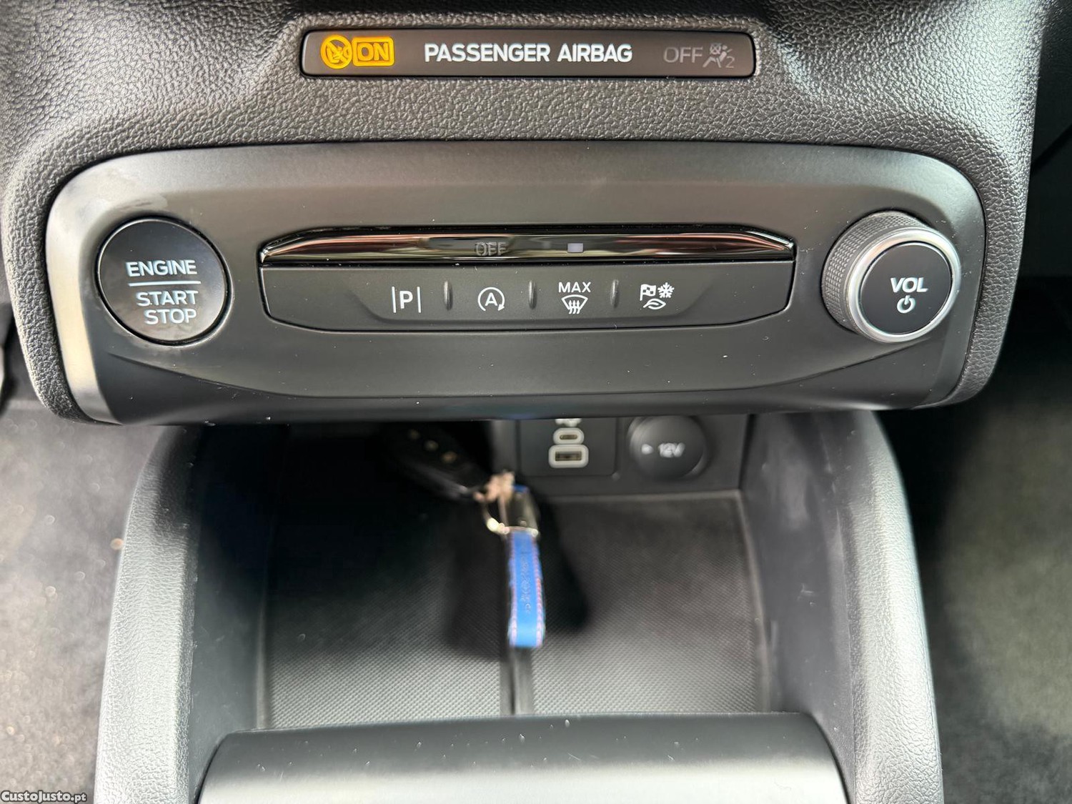 Ford Focus SW 1.0 EcoBoost MHEV ST-Line — fotografia 2
