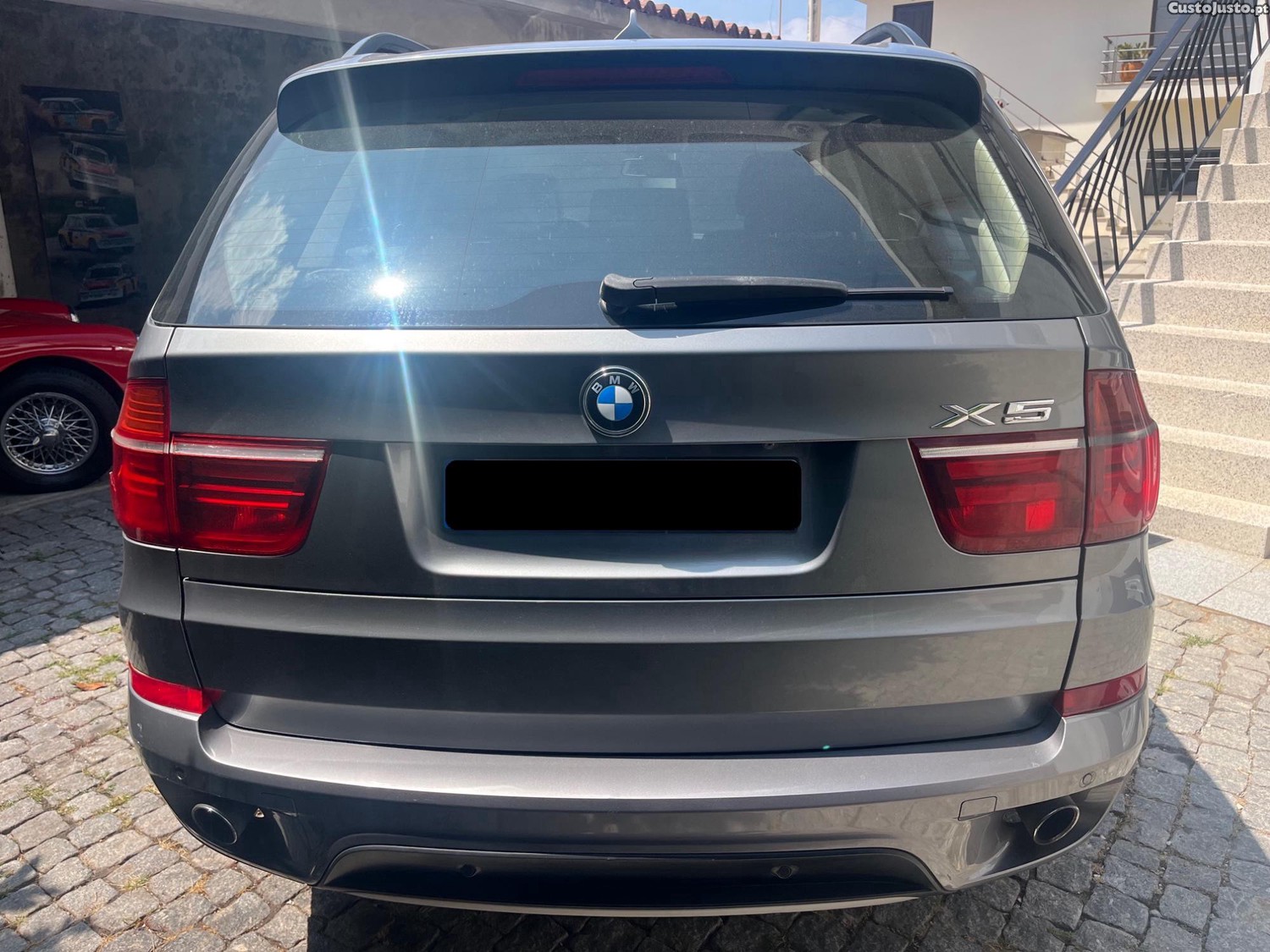 BMW X5 xDrive40d — fotografia 8