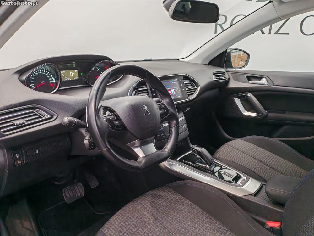 Peugeot 308 1.5 BlueHDi Style J1 — fotografia 18