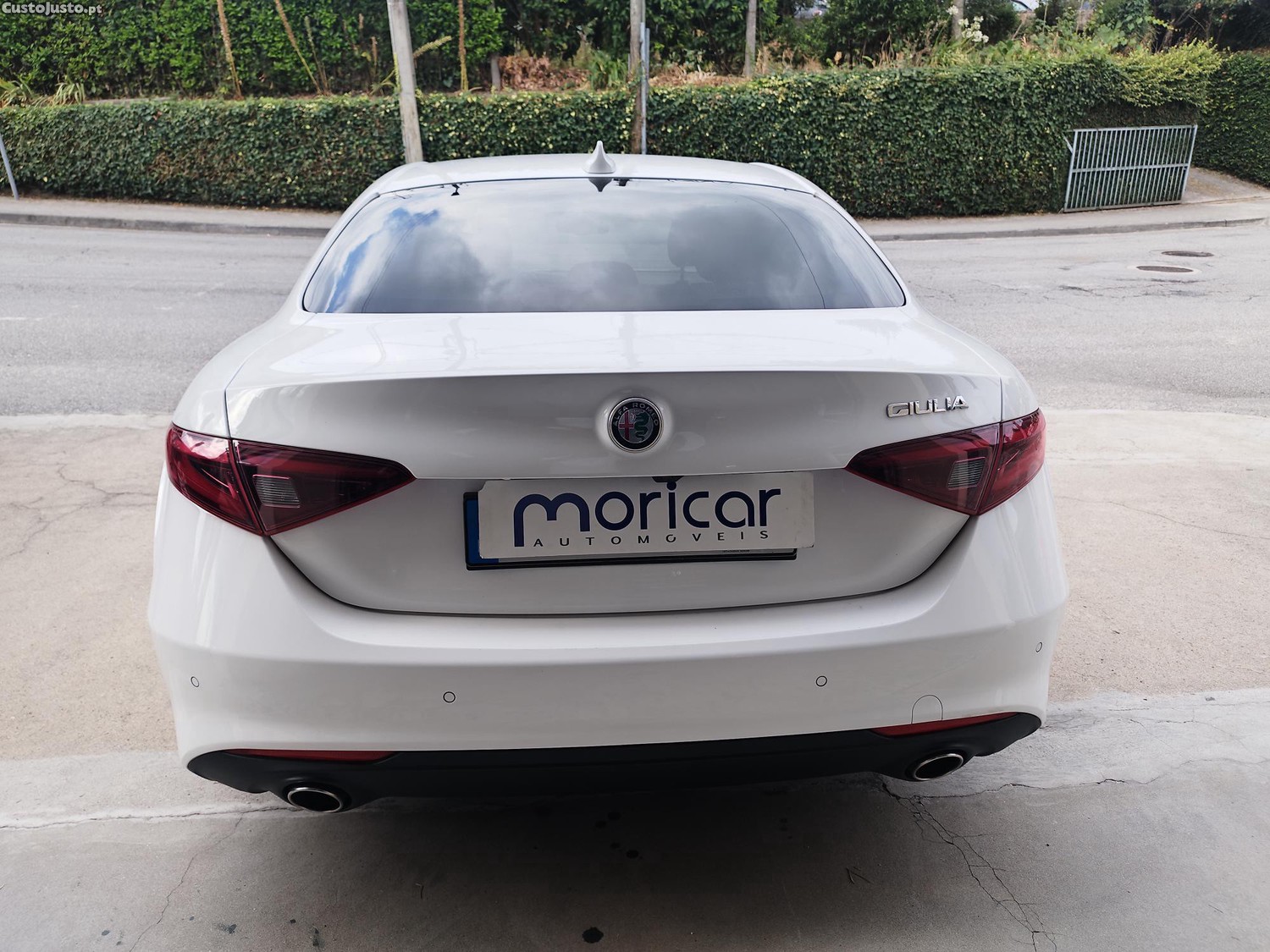 Alfa Romeo Giulia 2.2 D AUTO — fotografia 8