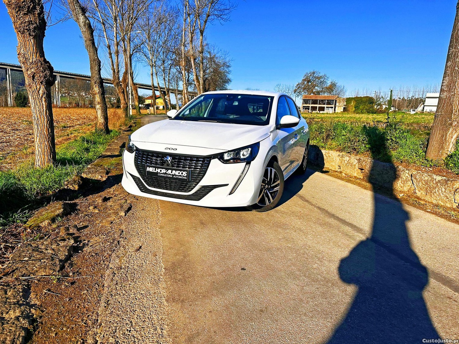 Peugeot 208 1.2 PureTech Allure — fotografia 17