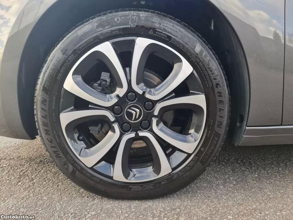 Citroën C4 Spacetourer 1.5 bluehdi shine eat8 — fotografia 17