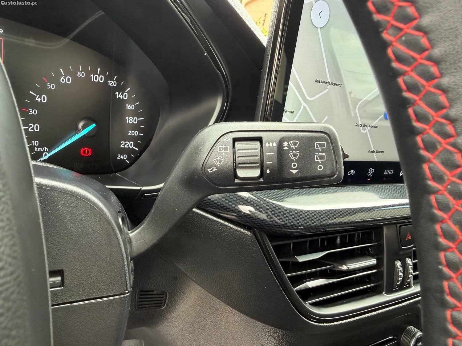 Ford Focus SW 1.0 EcoBoost MHEV ST-Line — fotografia 4