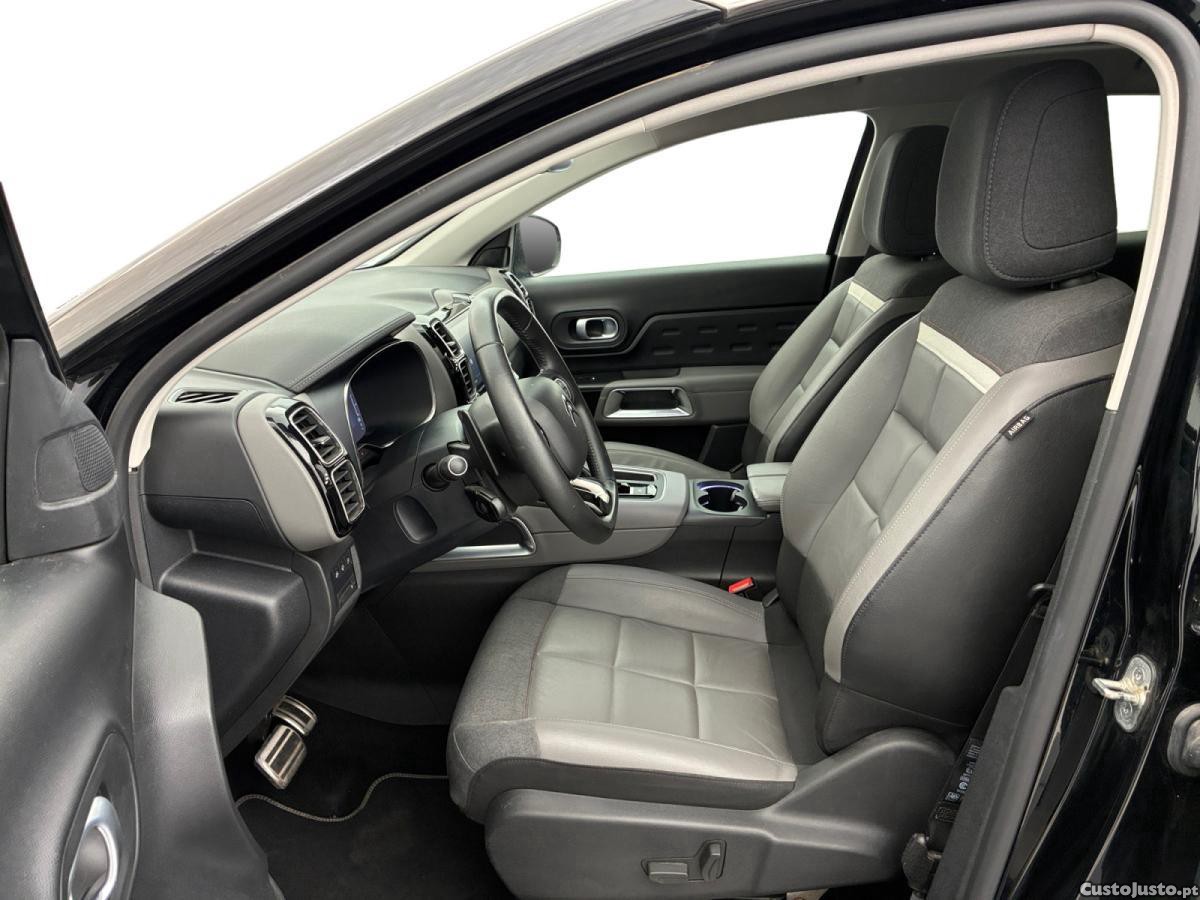 Citroën C5 Aircross Hybrid Shine Pack e-EAT8 — fotografia 8