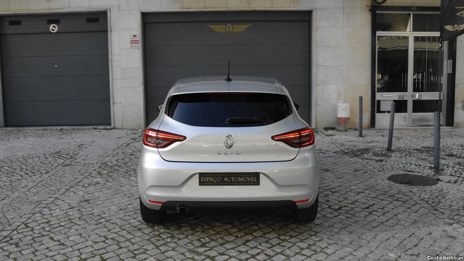 Renault Clio 1.0 TCe Limited — fotografia 15