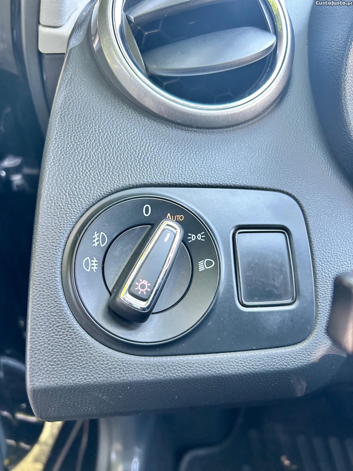 SEAT Ibiza FR — fotografia 3