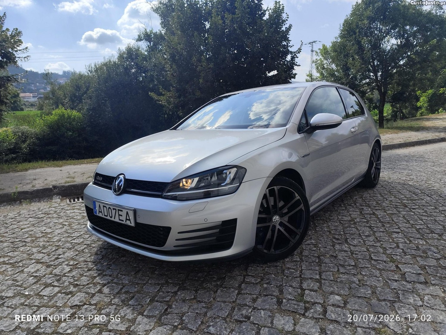 Volkswagen Golf 2.0 TDi GTD — fotografia 18