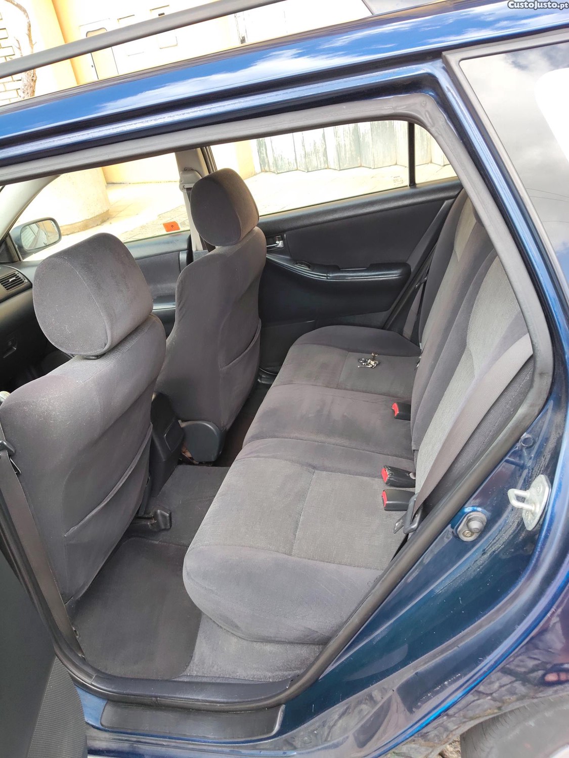 Toyota Corolla () — fotografia 4